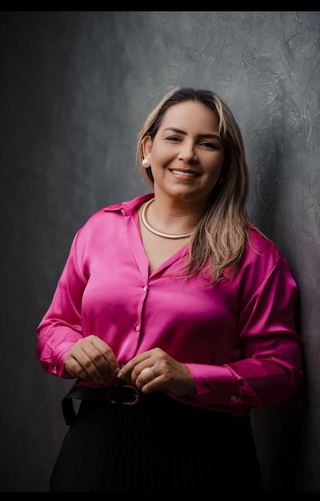 Carlas Domiciano, psicóloga